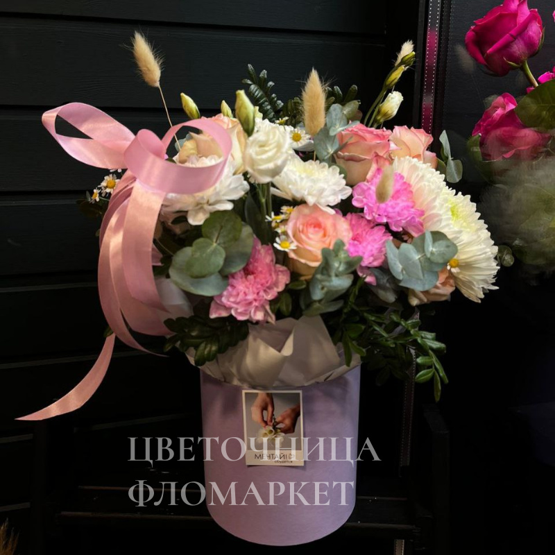 Композиция микс в шляпной коробке