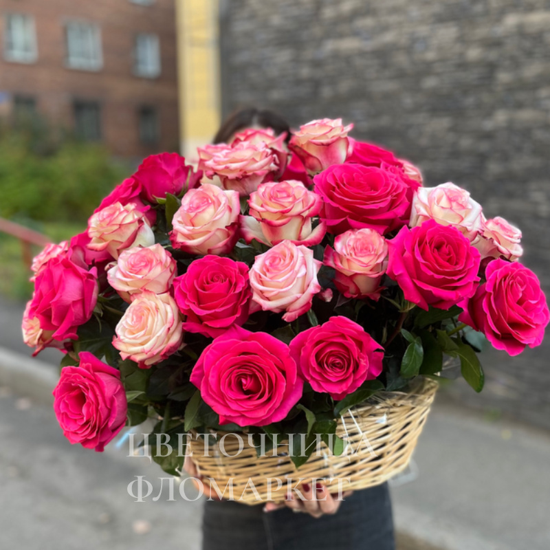 Корзина из 51 розы  1