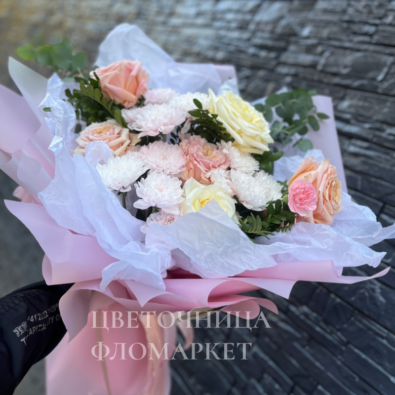 Букет пышный из роз 2