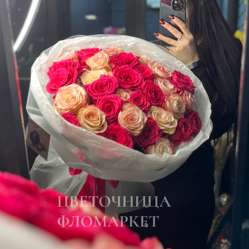 Букет из роз микс 31 шт