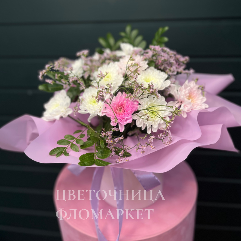 Коробка с хризантемой