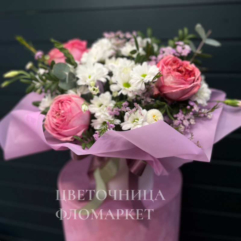 Коробка с пионовидной розой 1