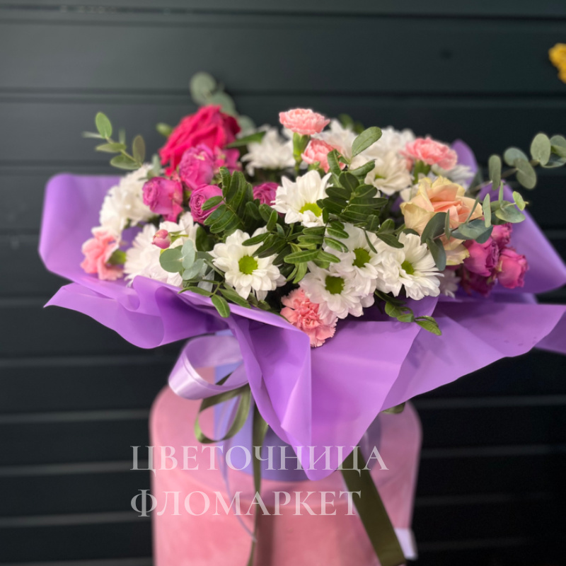 Коробка шляпная фиолетовая с кустовой розой