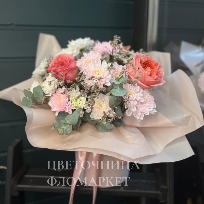 Нежное очарование пионовидных роз 