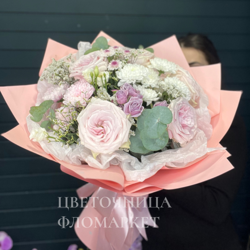 Нежное сочетание пудровых роз 