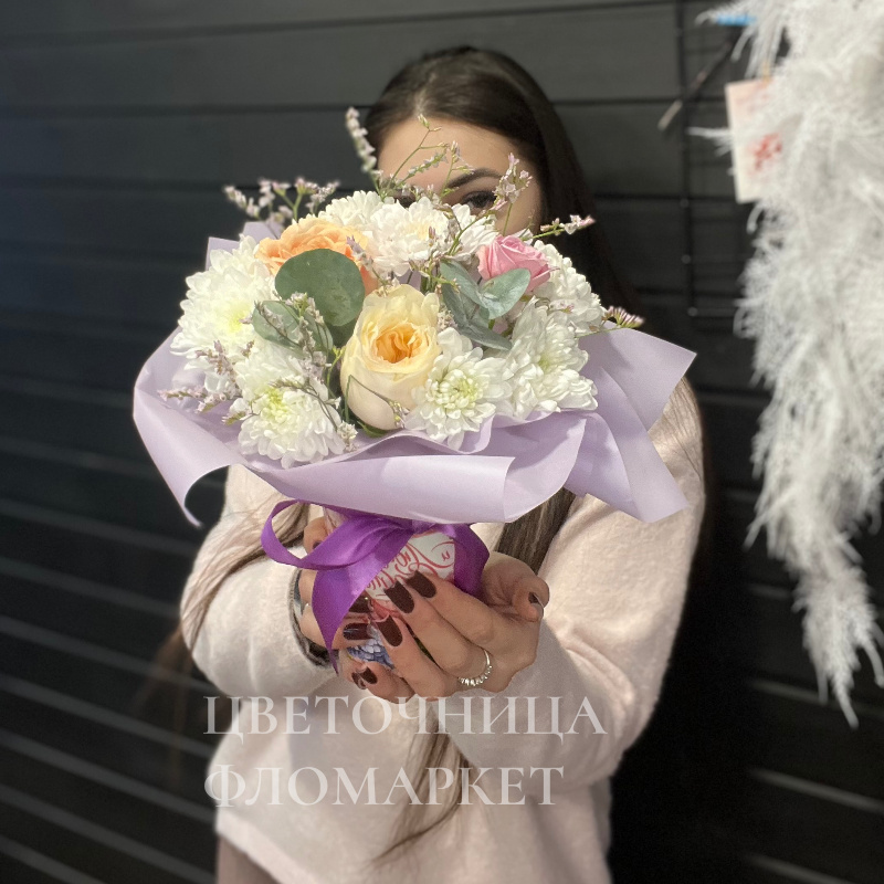 Стаканчик с хризантемой 