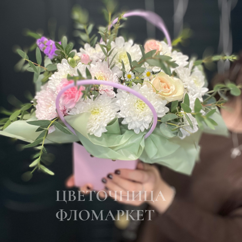 Композиция фисташка с розой