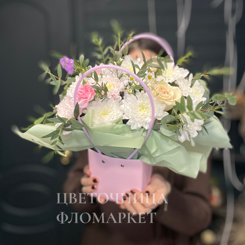 Композиция фисташка с розой 1